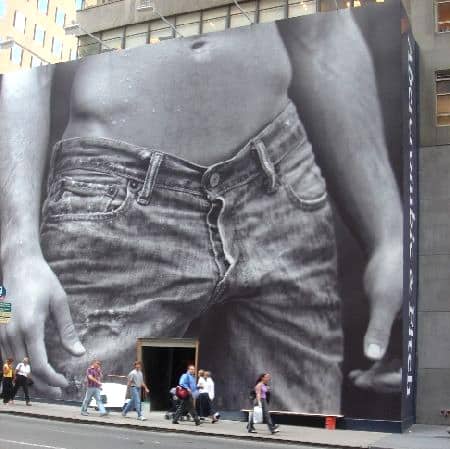 admirable_design_Prada.jpg